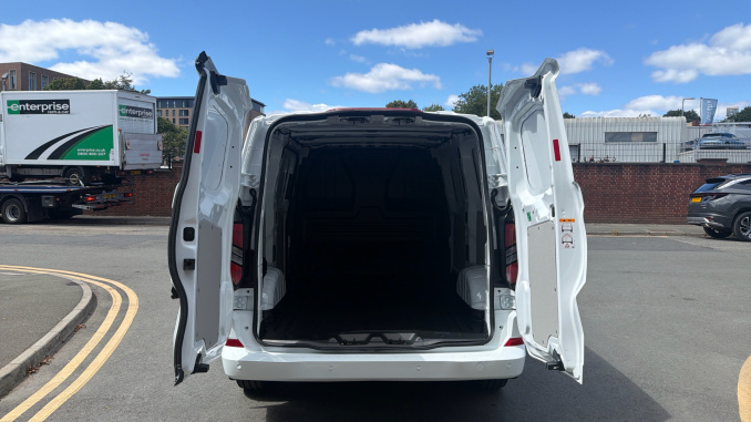 Ford Transit Custom 320 L1 Diesel Fwd 2.0 EcoBlue 136ps H1 Van Limited Auto - Image 3